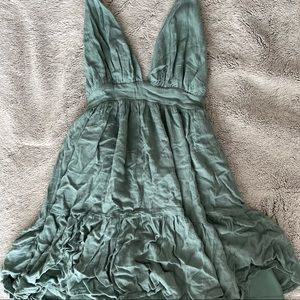 Halter dress : Small